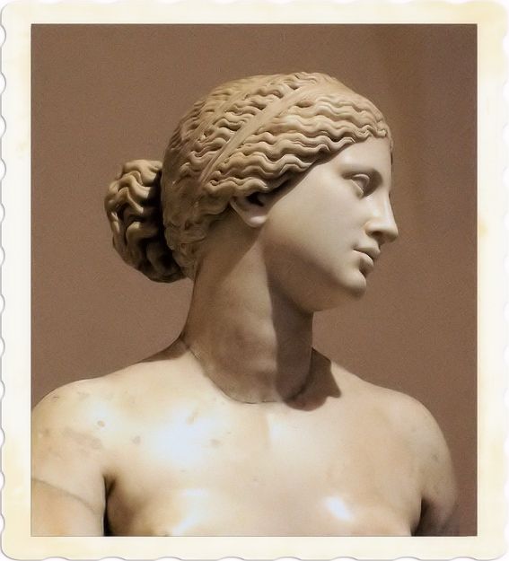 Scultura modella greca